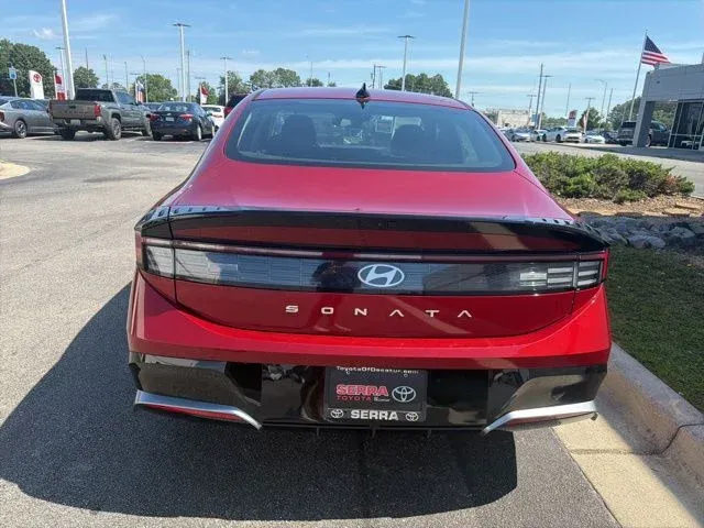 2025 Hyundai Sonata SEL thumbnail 8
