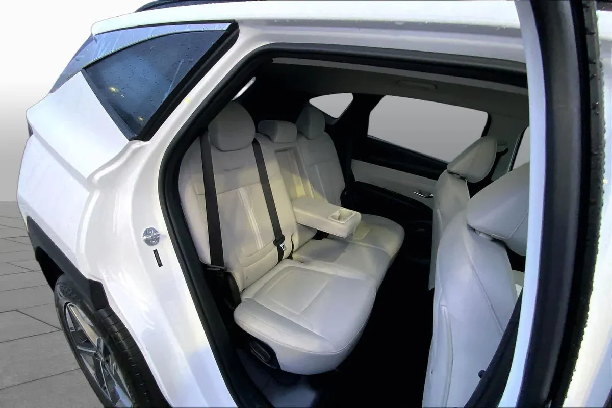 2025 Hyundai Tucson SEL thumbnail 19