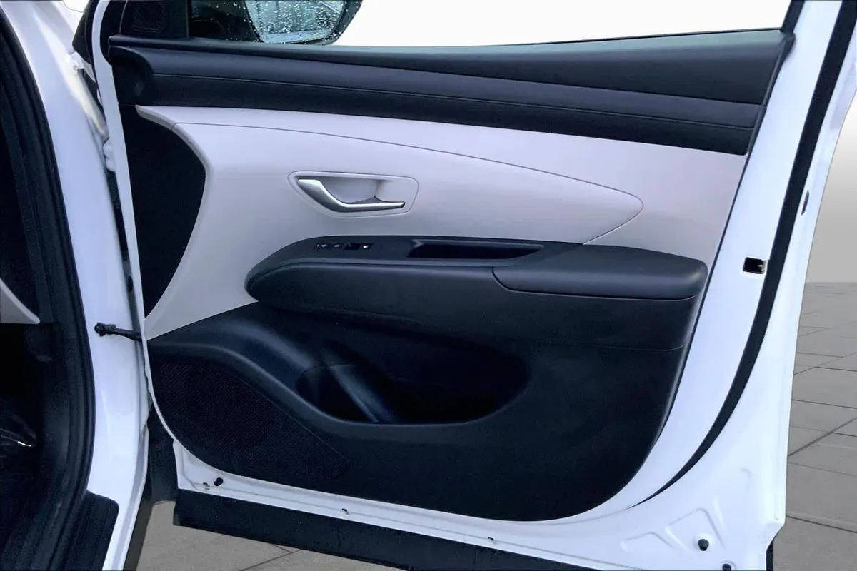 2025 Hyundai Tucson SEL thumbnail 22