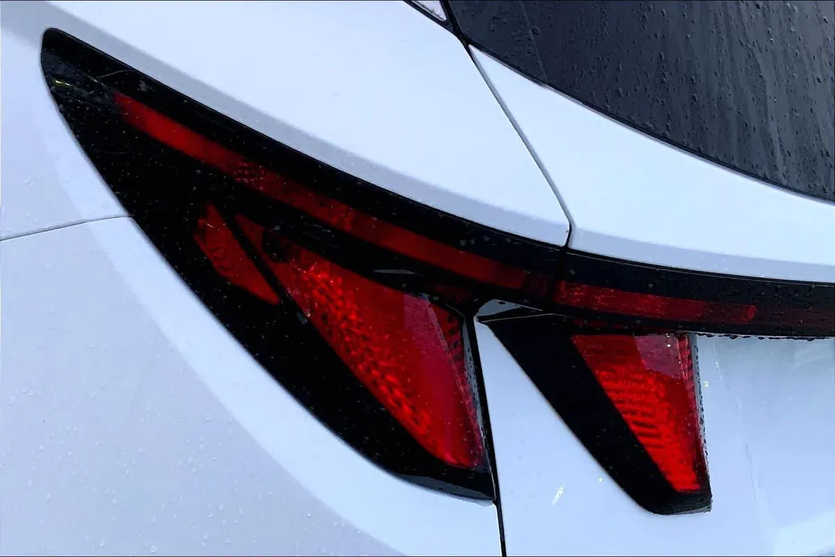 2025 Hyundai Tucson SEL thumbnail 27