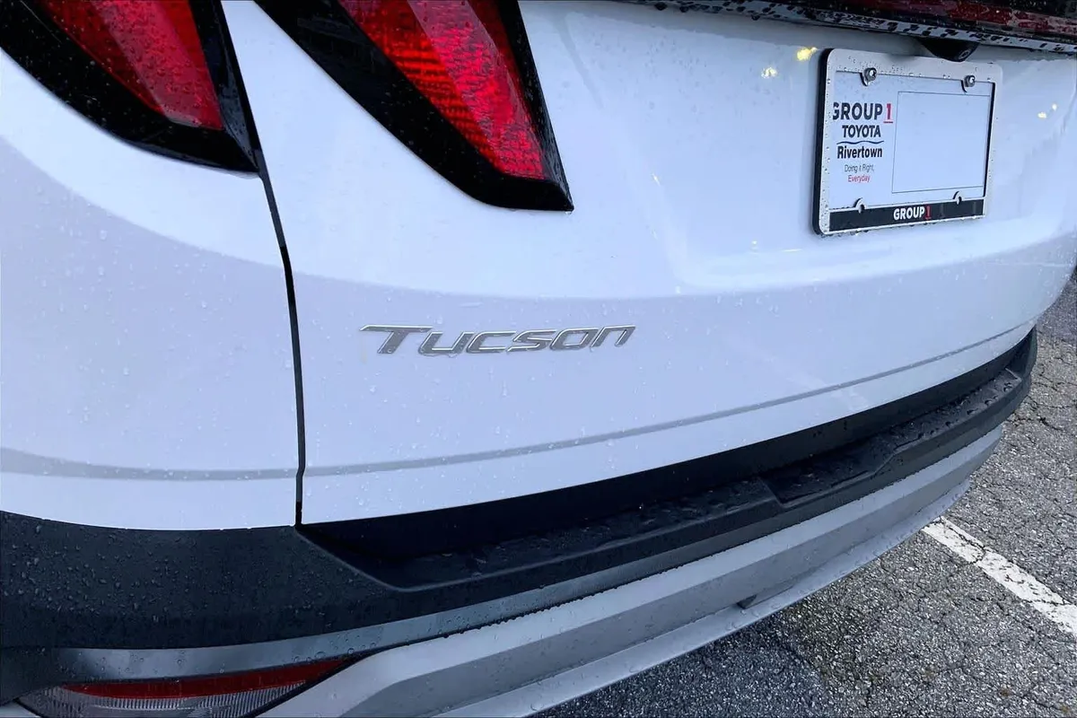 2025 Hyundai Tucson SEL thumbnail 30
