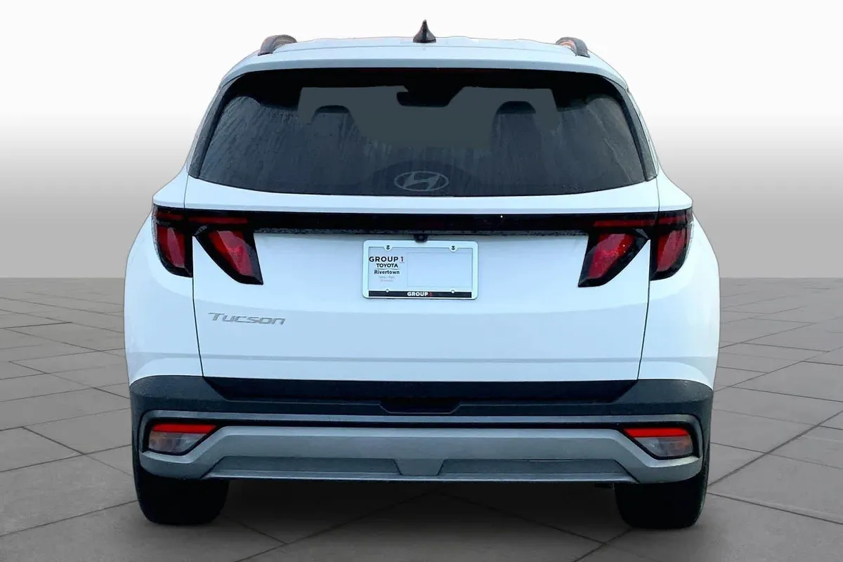 2025 Hyundai Tucson SEL thumbnail 5