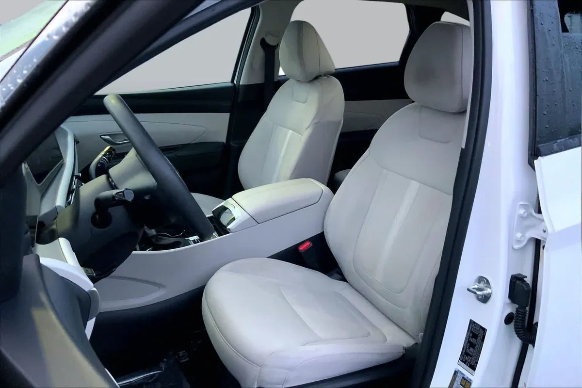 2025 Hyundai Tucson SEL thumbnail 8