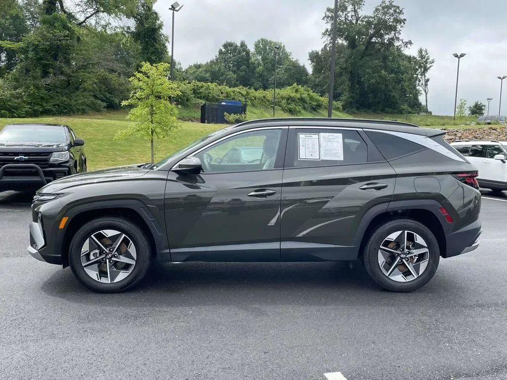 2025 Hyundai Tucson SEL thumbnail 6