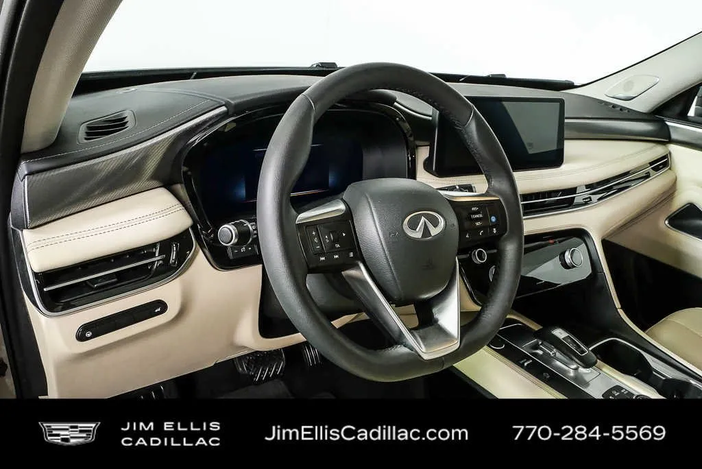 2025 INFINITI QX60 LUXE thumbnail 4