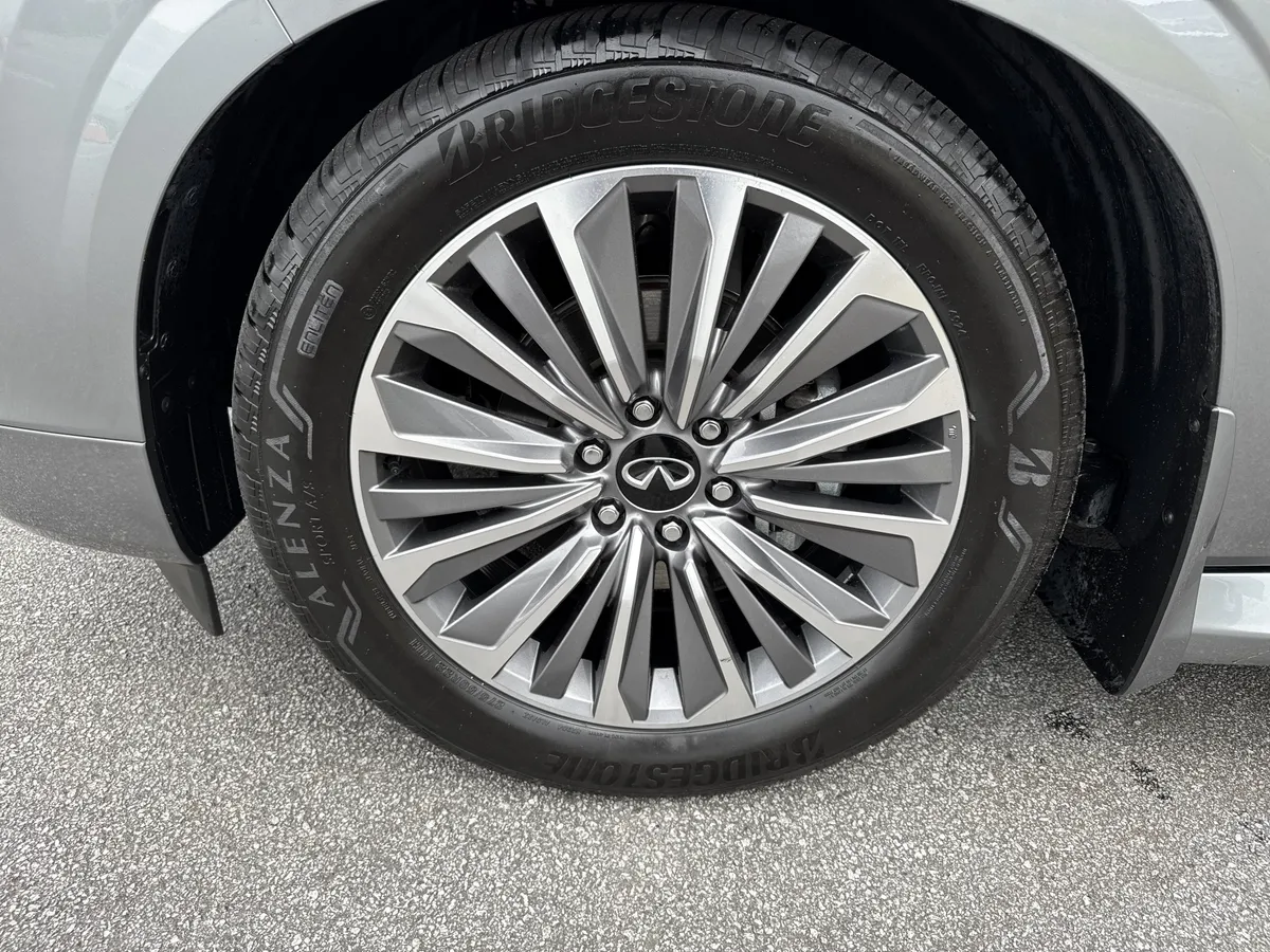 2025 INFINITI QX80 SENSORY thumbnail 12
