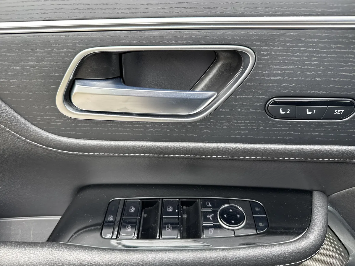 2025 INFINITI QX80 SENSORY thumbnail 14