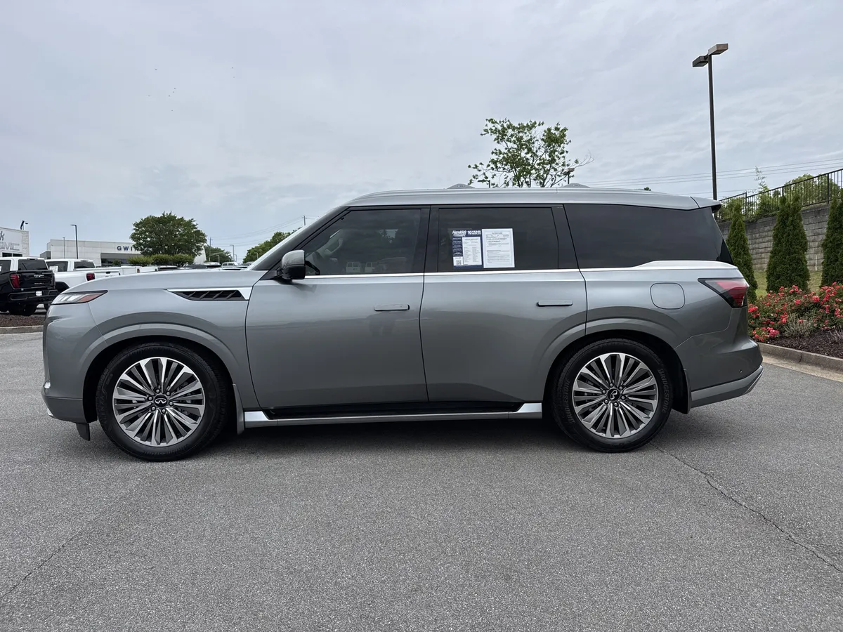 2025 INFINITI QX80 SENSORY thumbnail 6