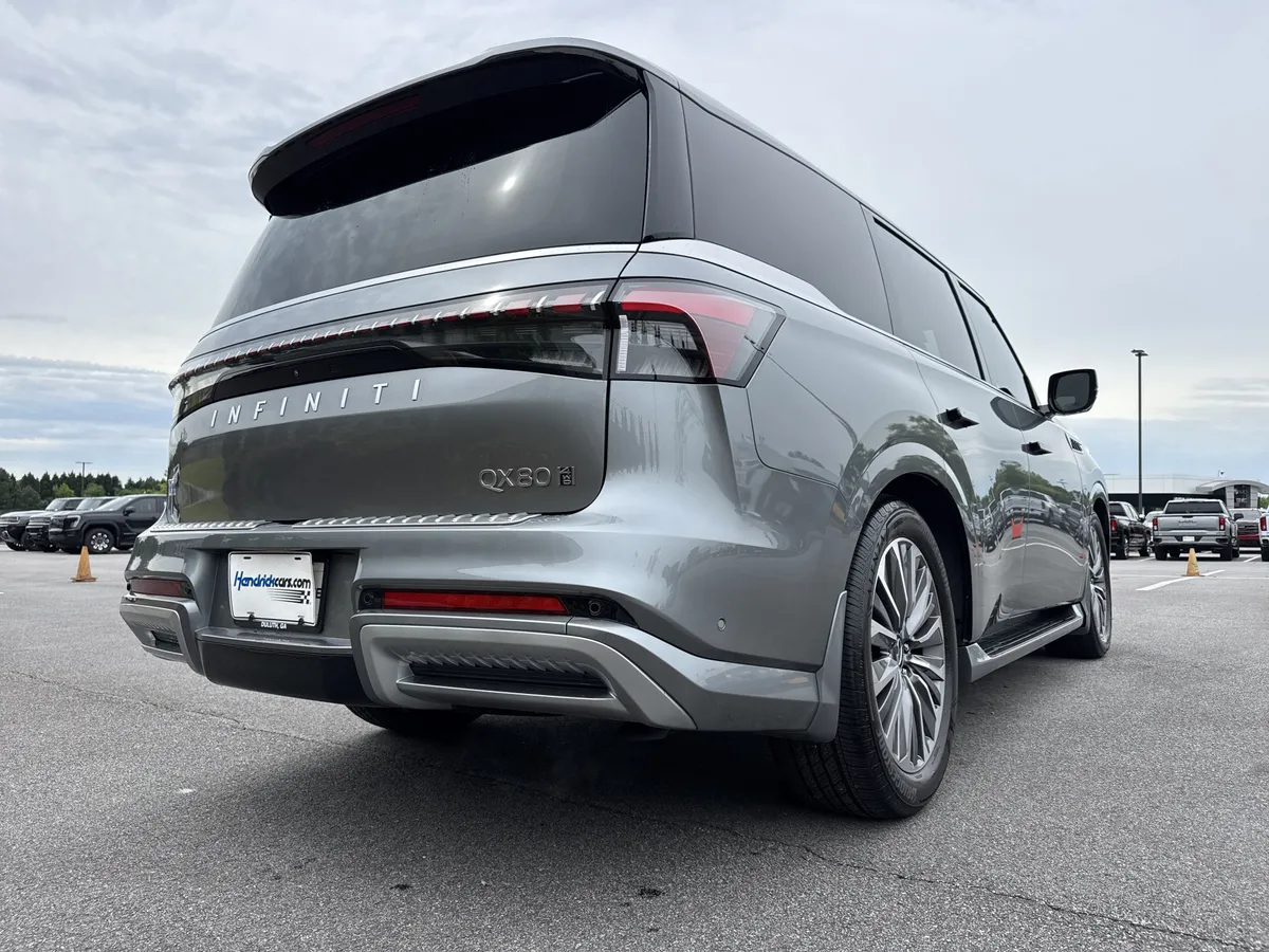 2025 INFINITI QX80 SENSORY thumbnail 9