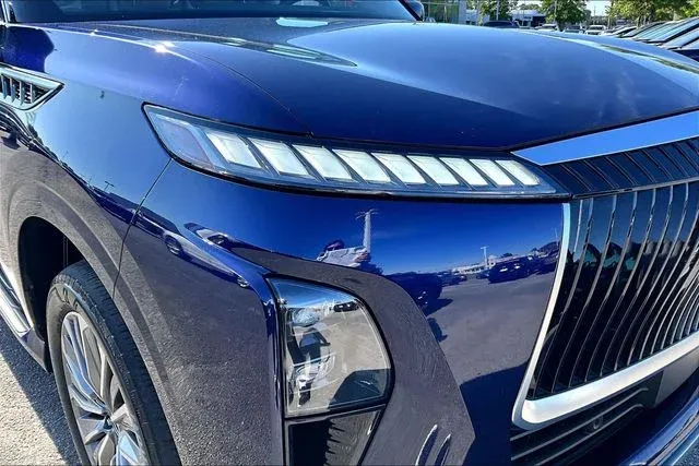 2025 INFINITI QX80 SENSORY thumbnail 31