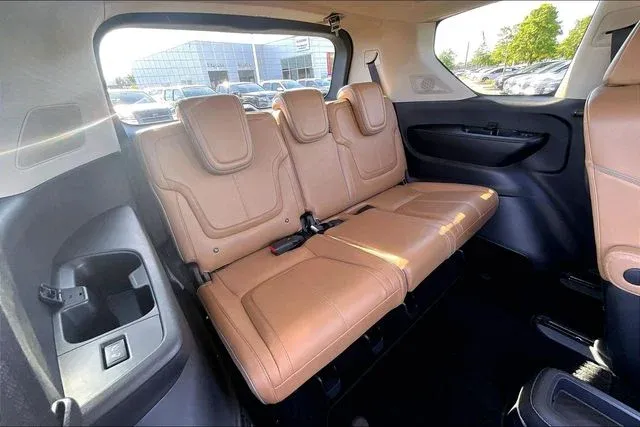 2025 INFINITI QX80 SENSORY thumbnail 34