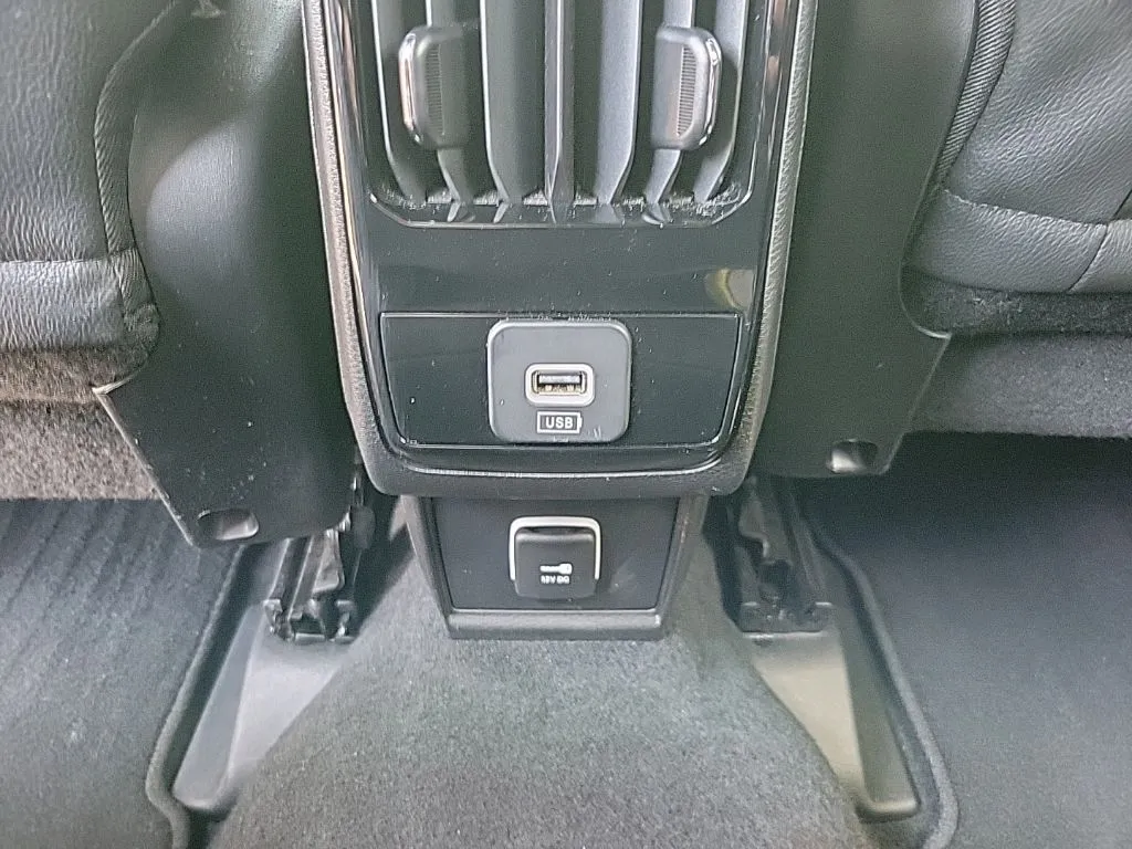 2025 Jeep Compass Latitude thumbnail 13