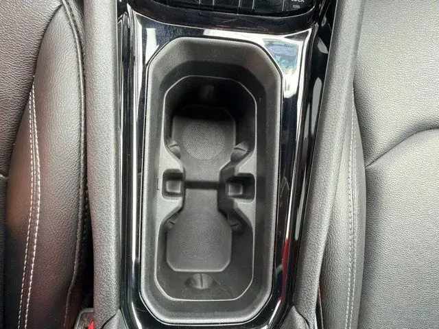 2025 Jeep Compass Limited thumbnail 38