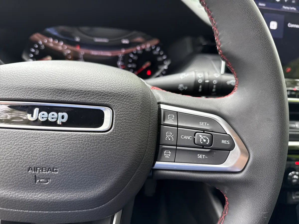 2025 Jeep Compass Trailhawk thumbnail 26