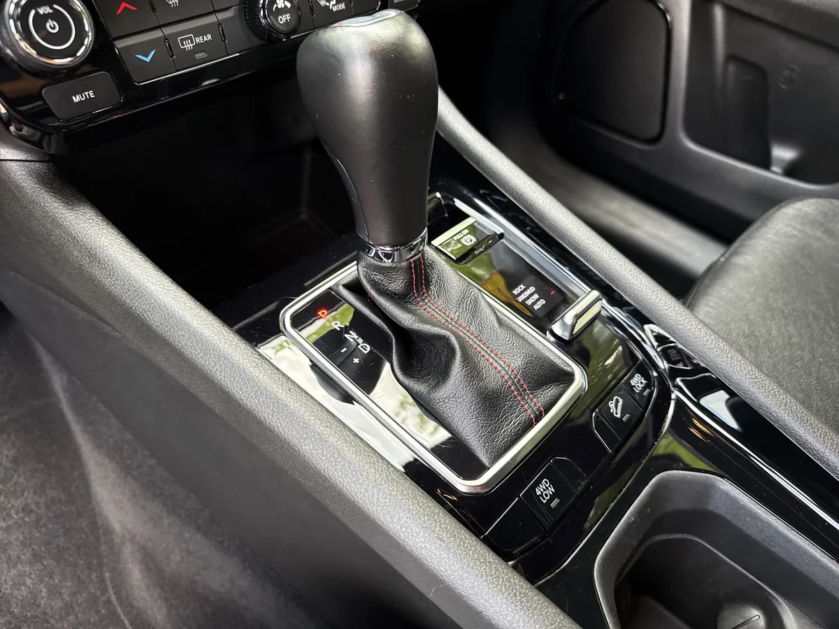 2025 Jeep Compass Trailhawk thumbnail 29