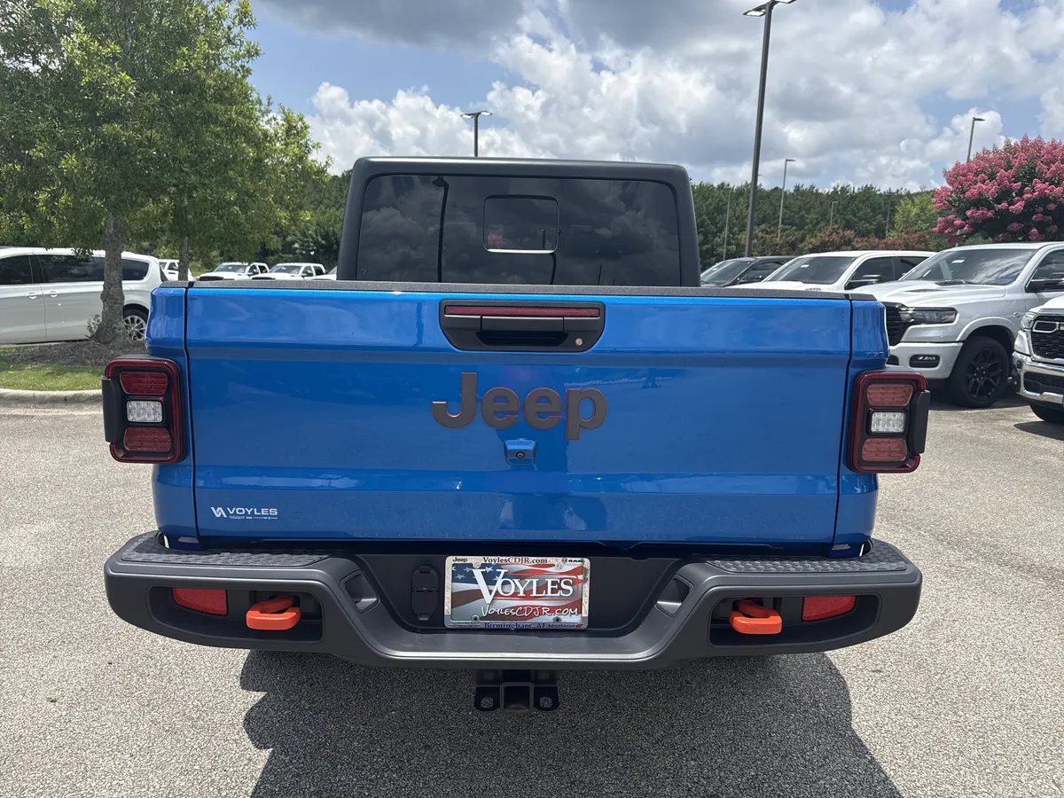 2025 Jeep Gladiator Mojave thumbnail 6