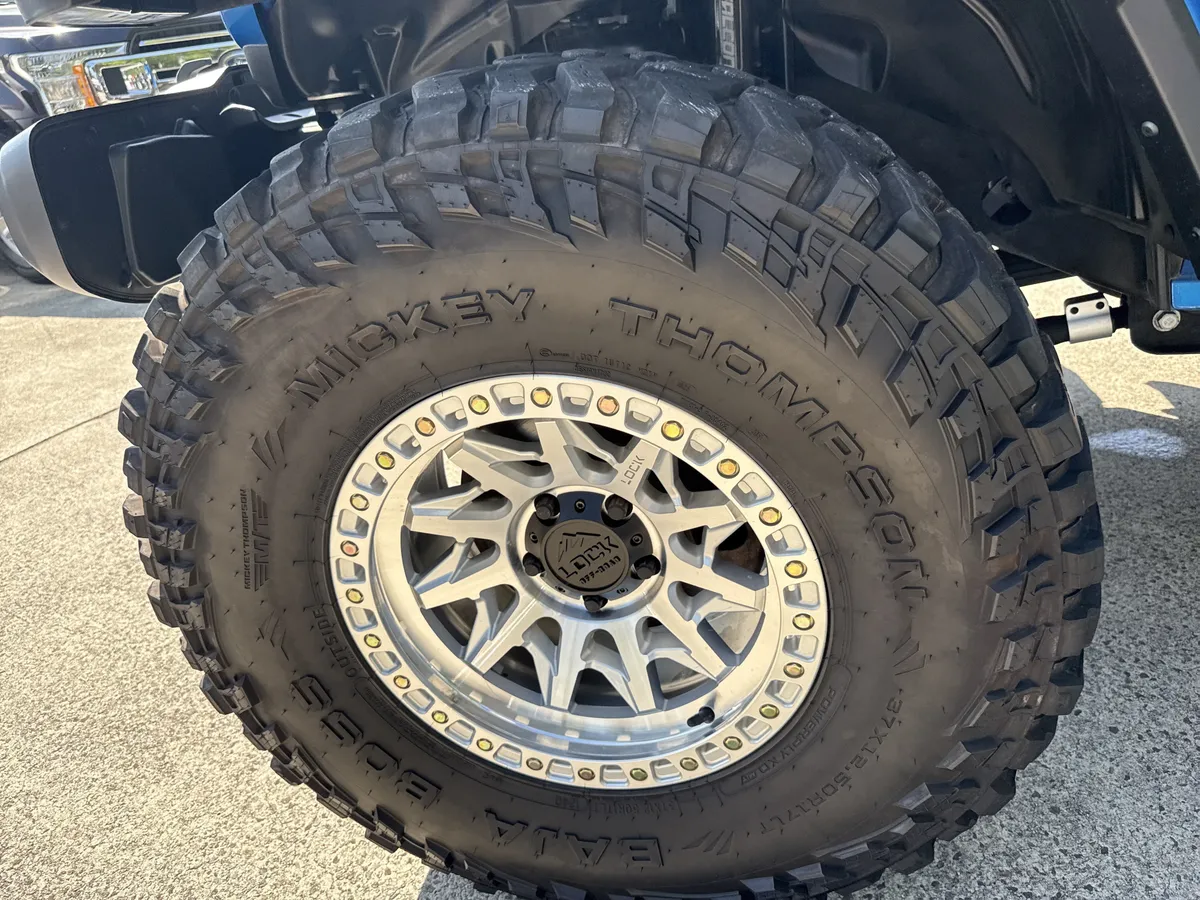 2025 Jeep Gladiator Nighthawk thumbnail 7