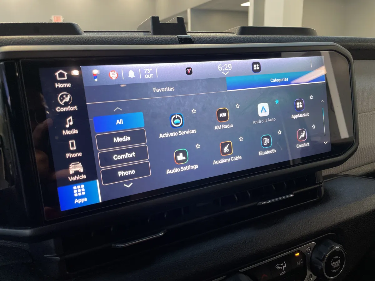 2025 Jeep Gladiator Nighthawk thumbnail 14