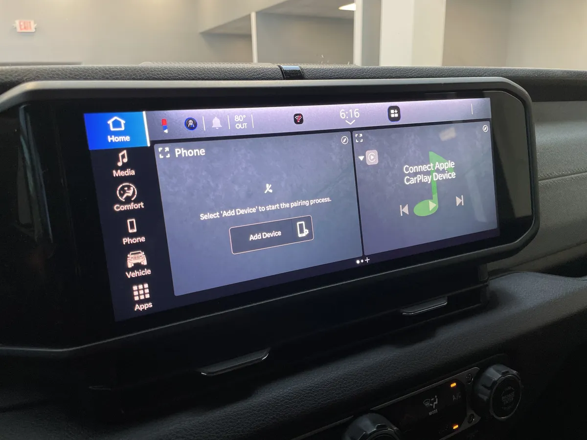 2025 Jeep Gladiator Nighthawk thumbnail 22