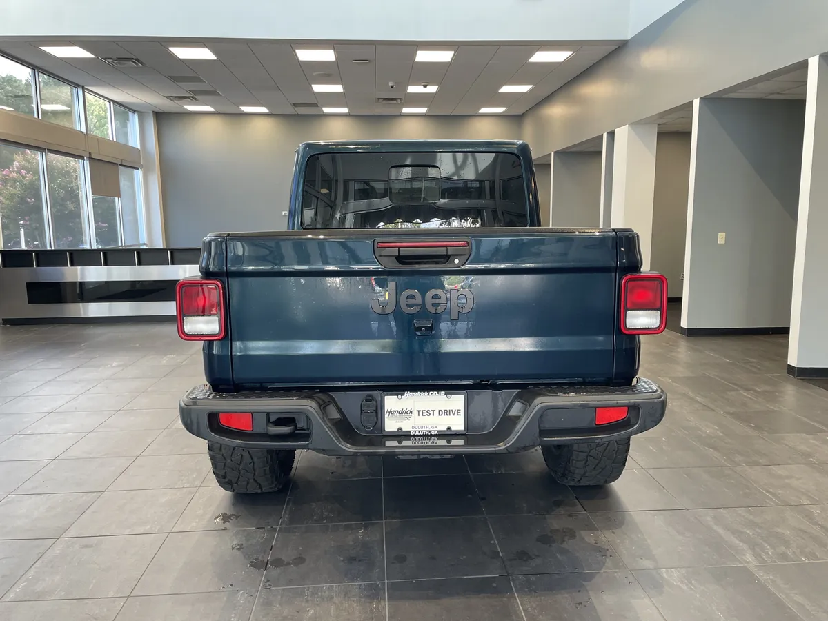 2025 Jeep Gladiator Nighthawk thumbnail 8