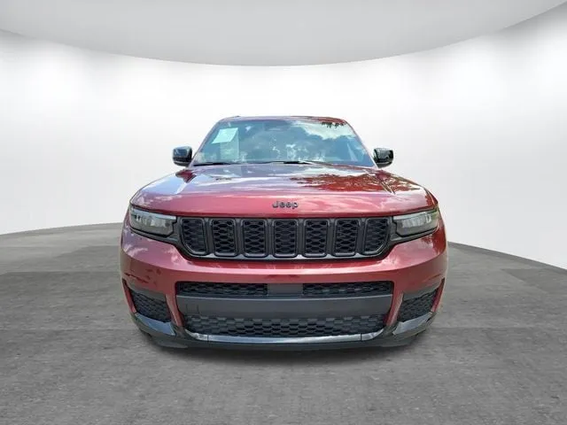 2025 Jeep Grand Cherokee L Laredo thumbnail 22