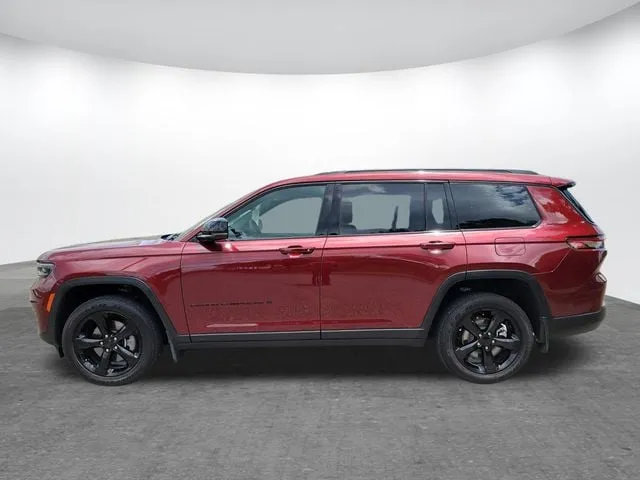 2025 Jeep Grand Cherokee L Laredo thumbnail 24