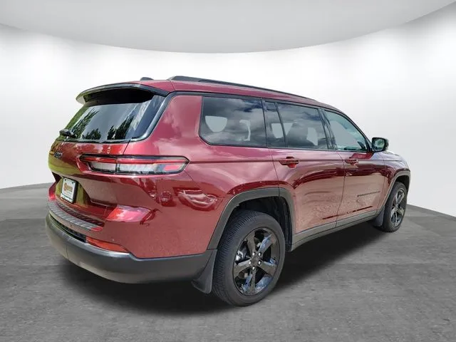 2025 Jeep Grand Cherokee L Laredo thumbnail 26