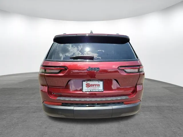 2025 Jeep Grand Cherokee L Laredo thumbnail 27