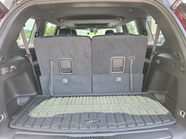 2025 Jeep Grand Cherokee L Laredo thumbnail 28