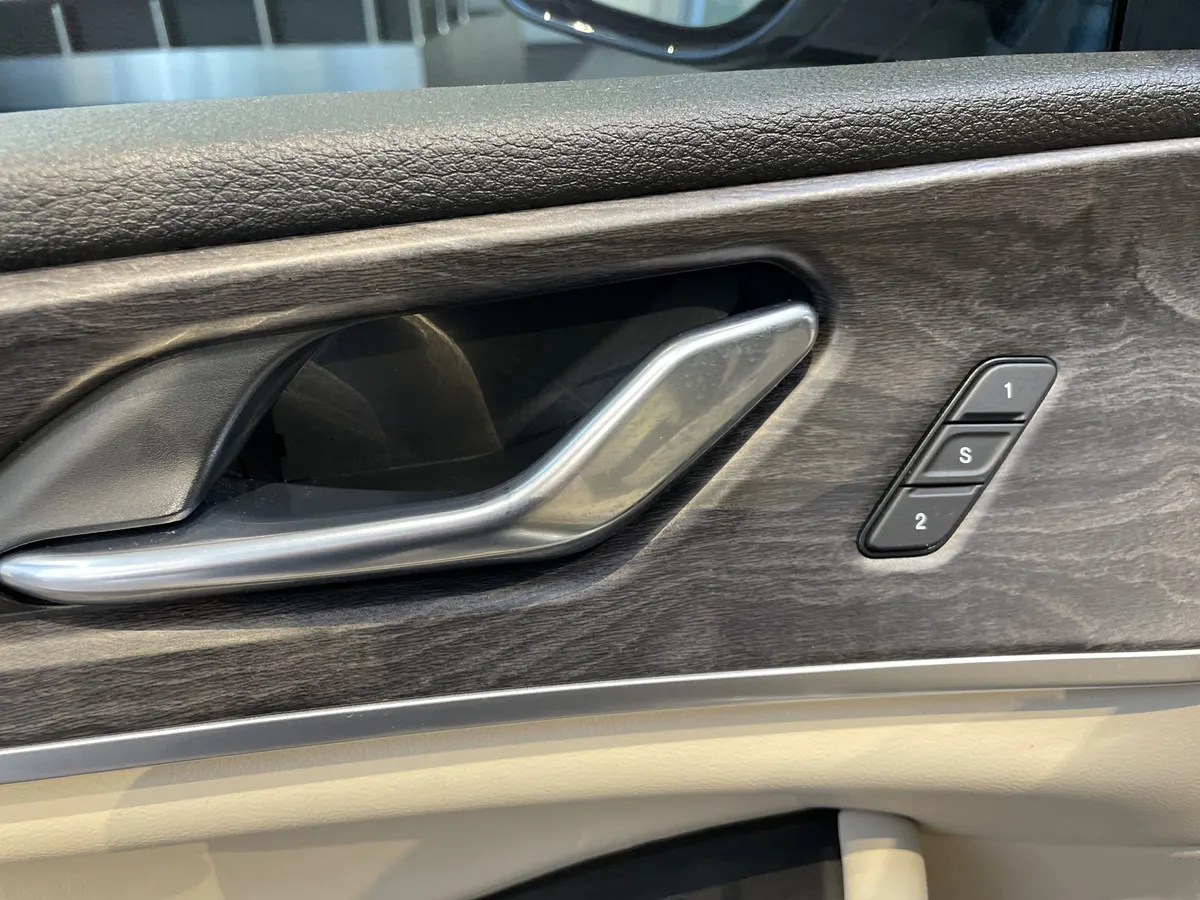 2025 Jeep Grand Cherokee L Limited thumbnail 14