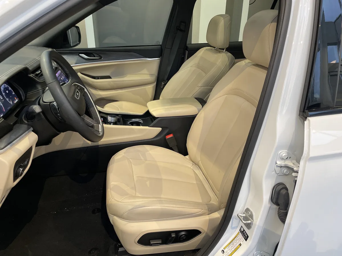 2025 Jeep Grand Cherokee L Limited thumbnail 17