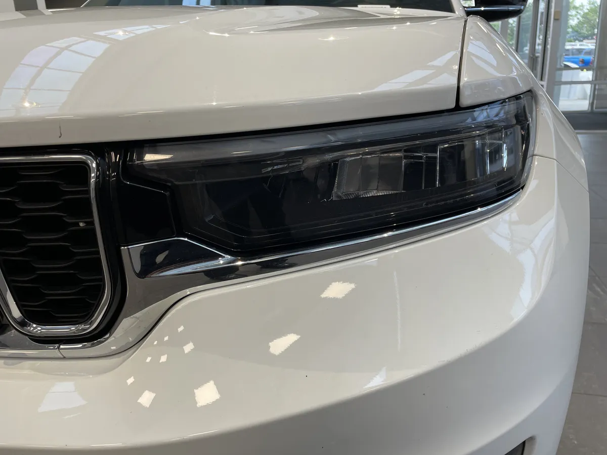 2025 Jeep Grand Cherokee L Limited thumbnail 4