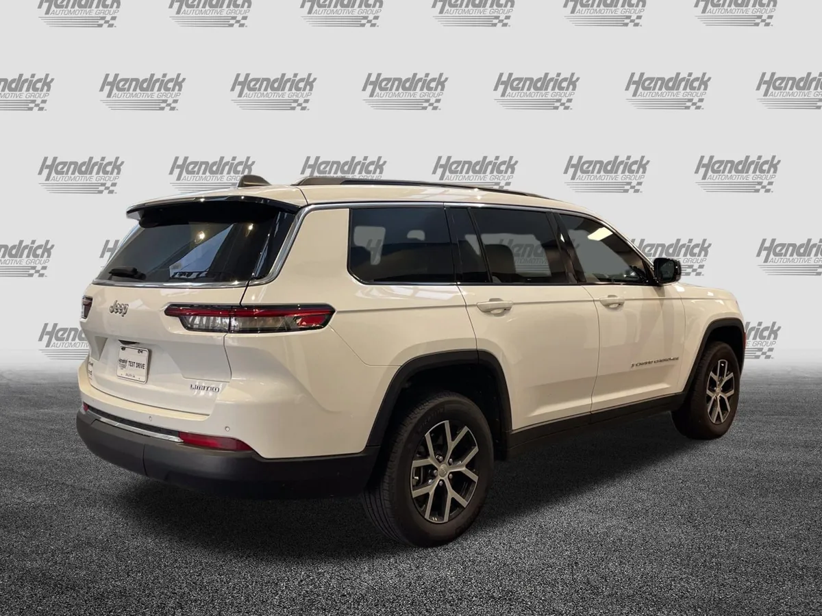 2025 Jeep Grand Cherokee L Limited thumbnail 9