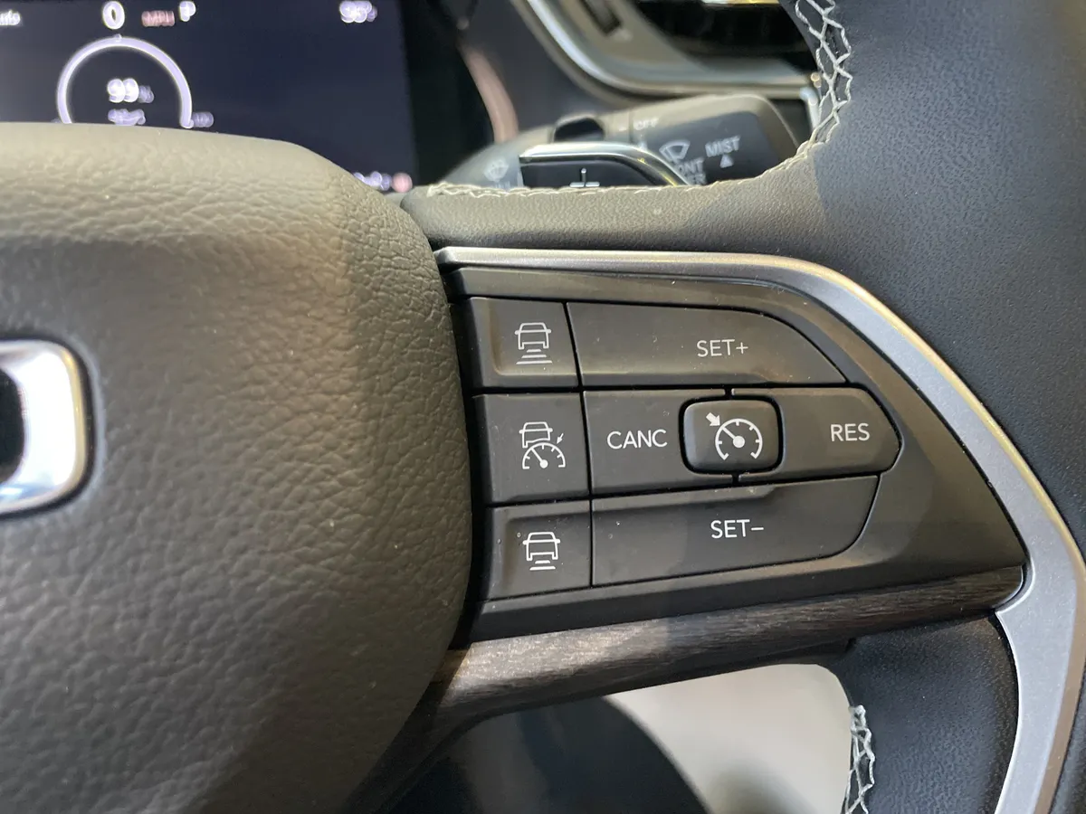 2025 Jeep Grand Cherokee L Limited thumbnail 20
