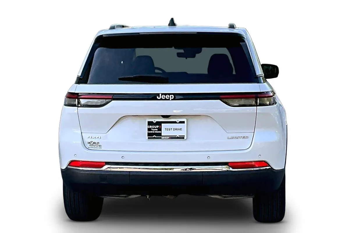 2025 Jeep Grand Cherokee Limited thumbnail 5