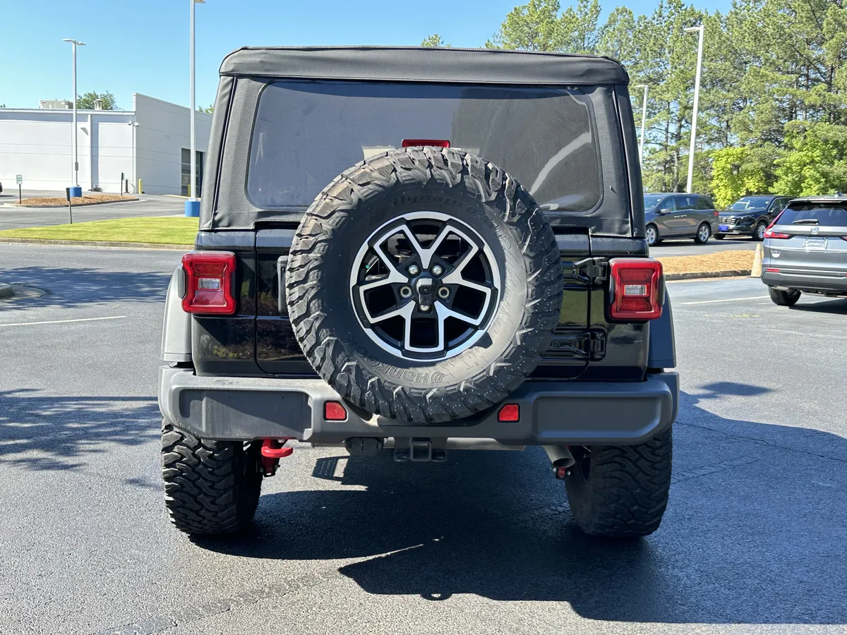 2025 Jeep Wrangler Rubicon 4 Door 4x4 thumbnail 10