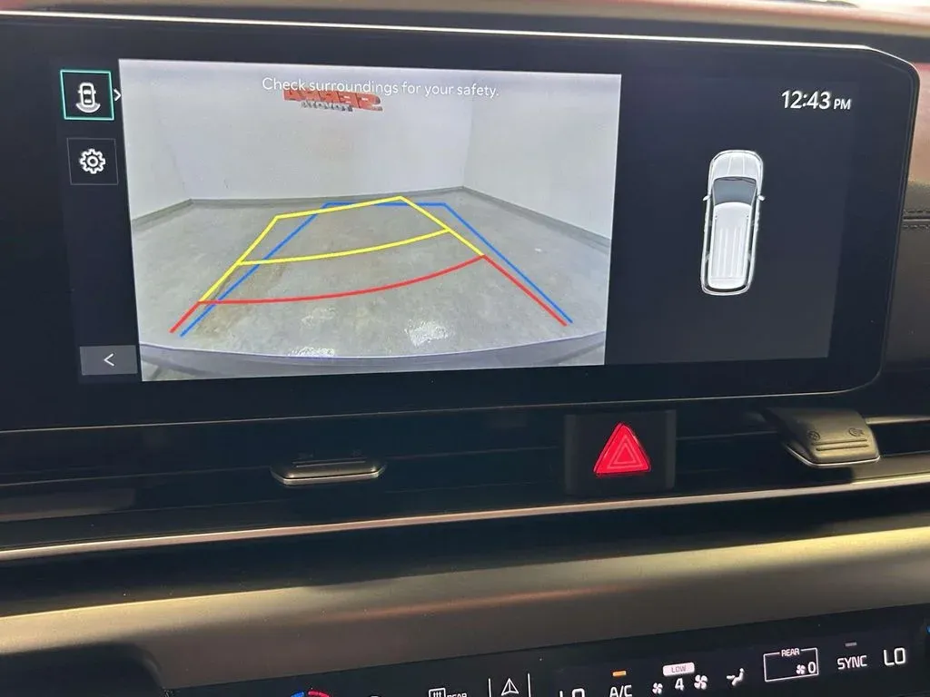 2025 Kia Carnival LXS thumbnail 25
