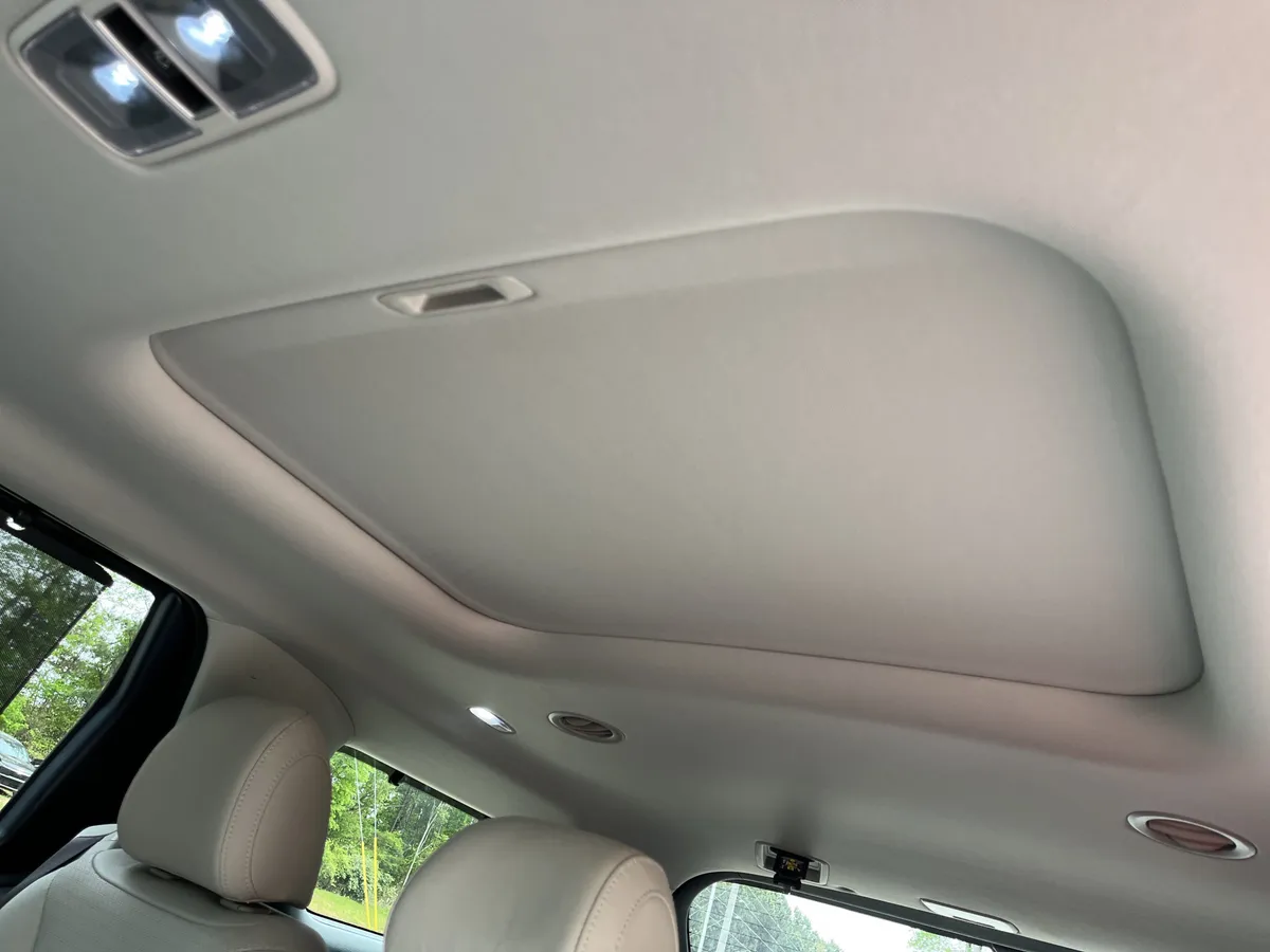 2025 Kia Carnival SX Prestige thumbnail 26
