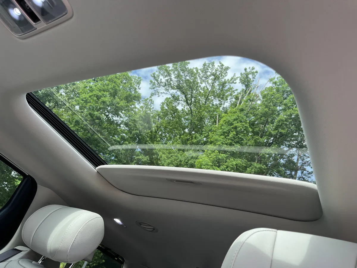2025 Kia Carnival SX Prestige thumbnail 24