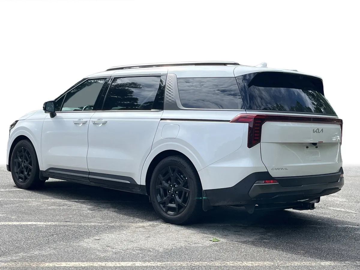 2025 Kia Carnival SX Prestige thumbnail 27