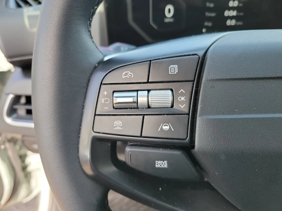 2025 Kia K4 EX thumbnail 16