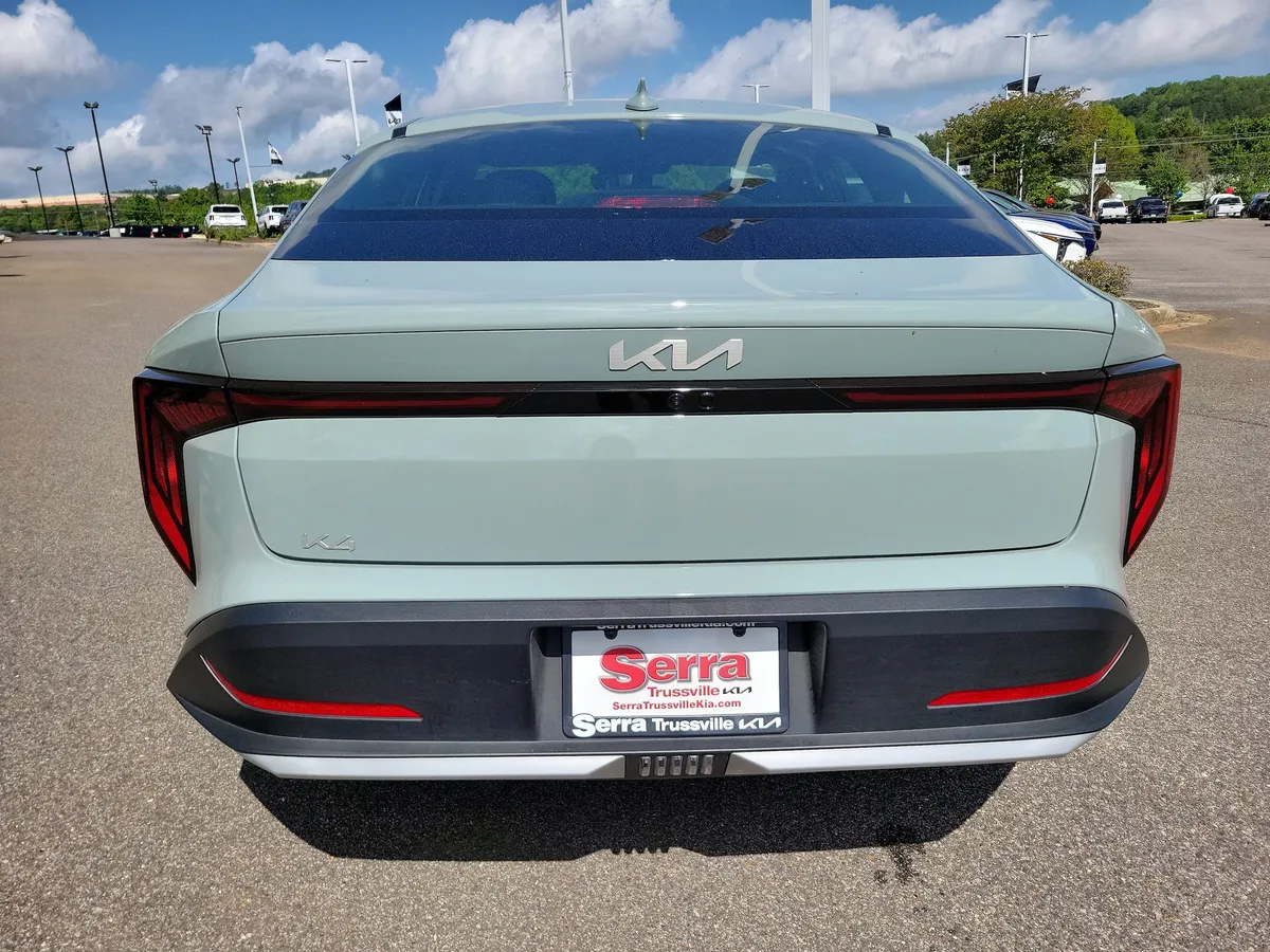 2025 Kia K4 EX thumbnail 4
