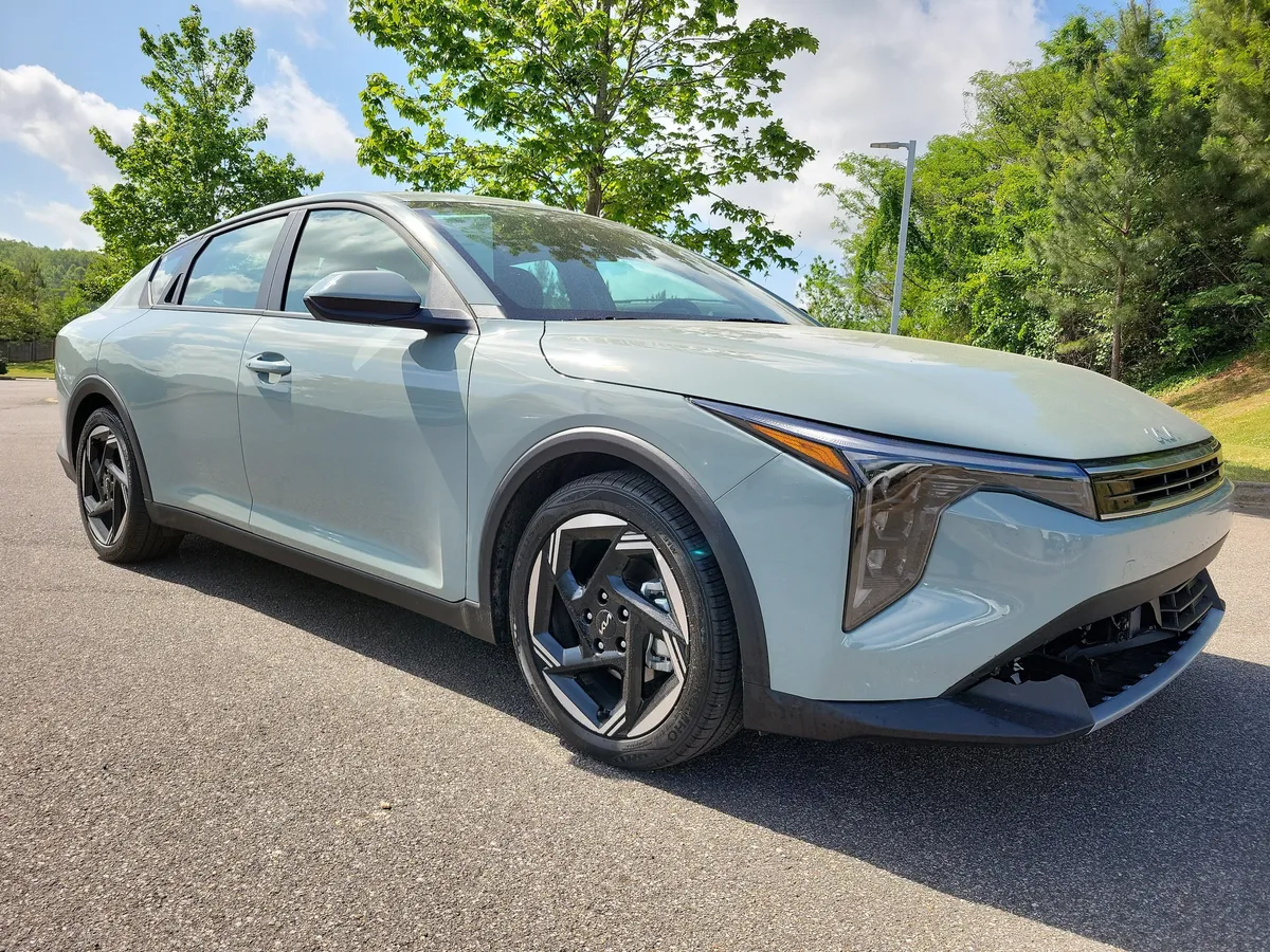 2025 Kia K4 EX thumbnail 7