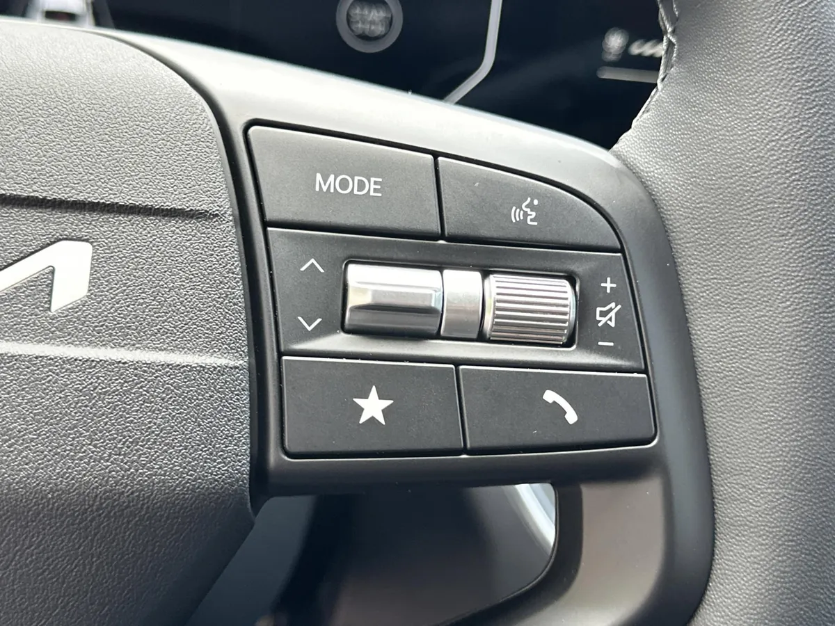 2025 Kia K4 EX thumbnail 17