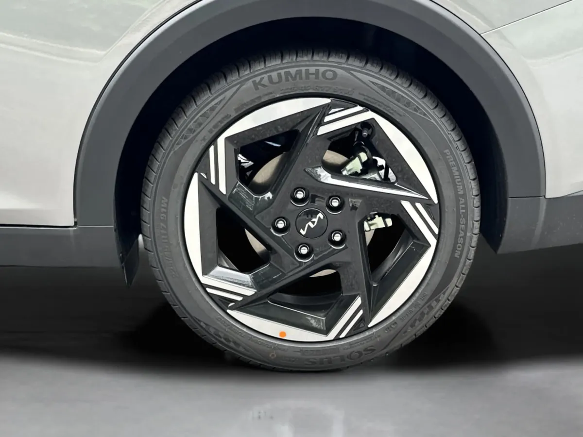 2025 Kia K4 EX thumbnail 30