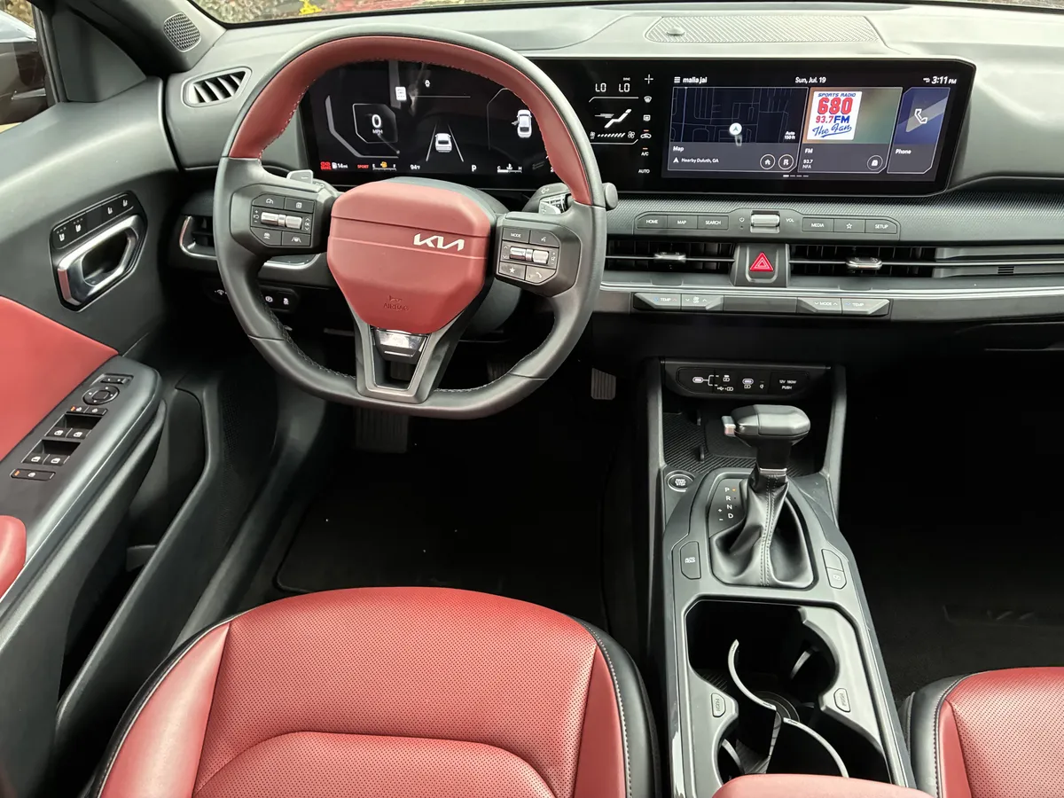 2025 Kia K4 GT-Line thumbnail 17