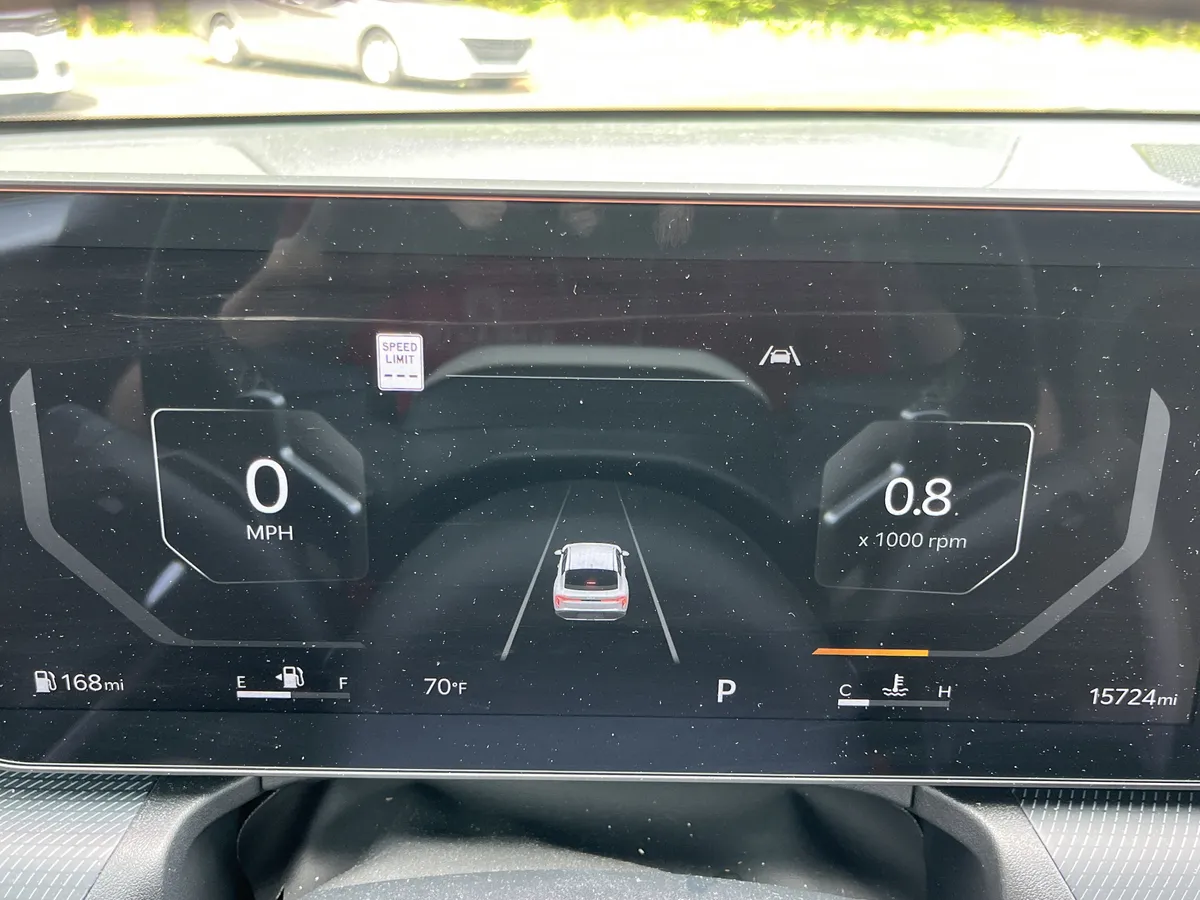 2025 Kia K4 GT-Line Turbo thumbnail 14