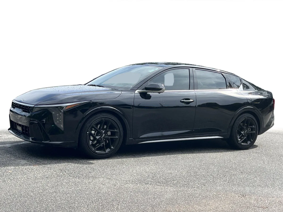 2025 Kia K4 GT-Line Turbo thumbnail 25