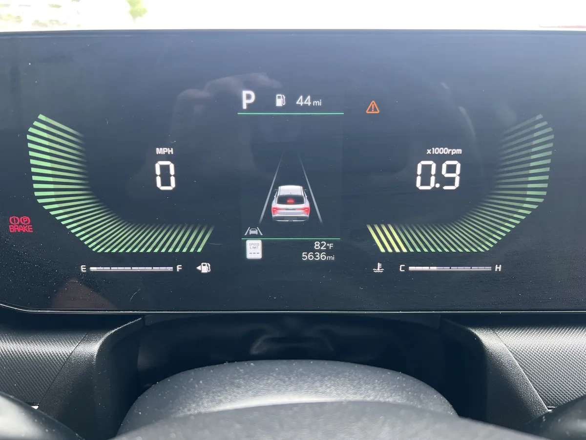 2025 Kia K4 LXS thumbnail 26