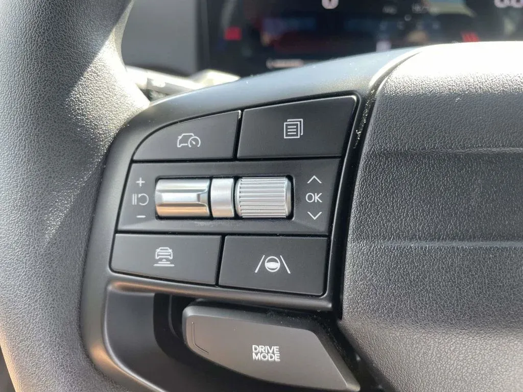 2025 Kia K4 LXS thumbnail 18